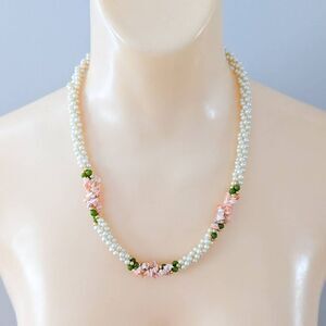 Vintage Hawaiian Faux Pearl Necklace